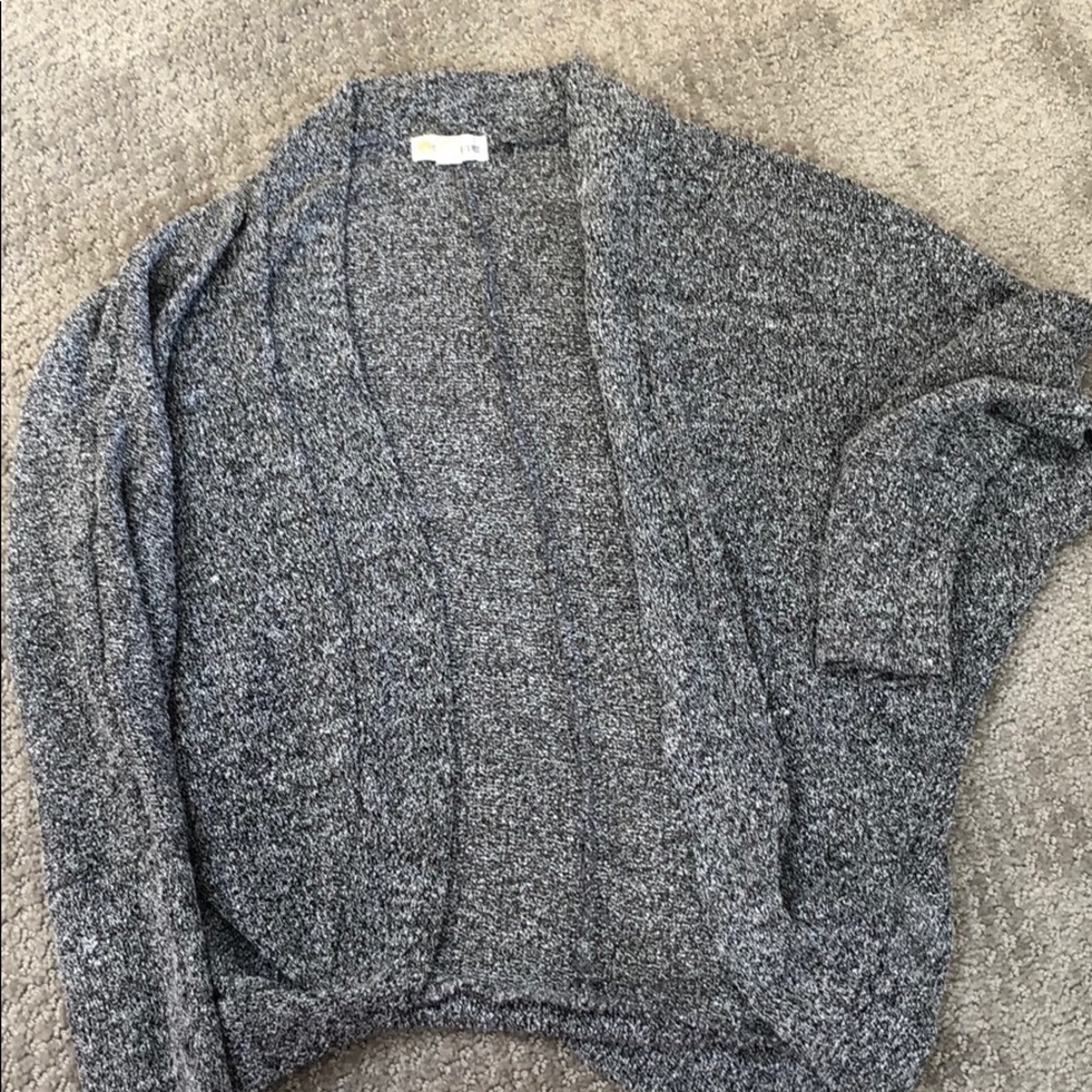 Tucker + Tate girls open front cardigan size M